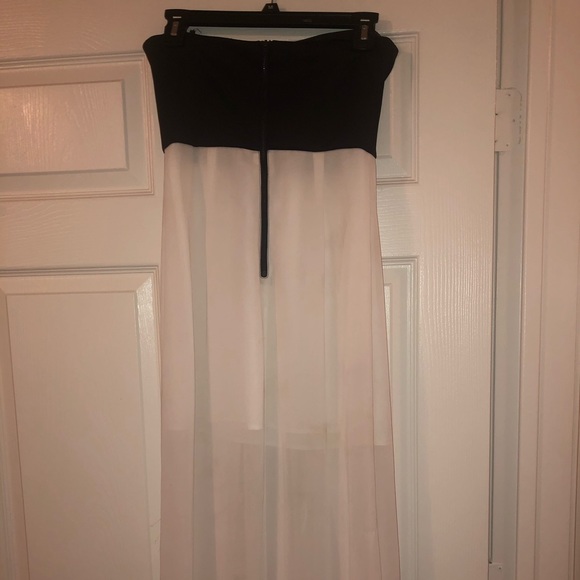 BCBG Black and White Maxi Dress. - Picture 2 of 4